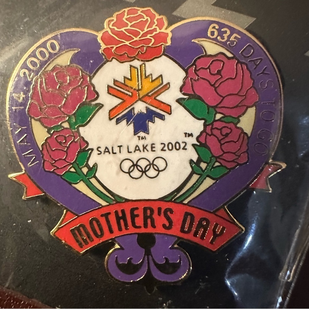 Salt Lake 2002 Olympic Mother’s Day Heart Roses Collectible Pin - Picture 2 of 6